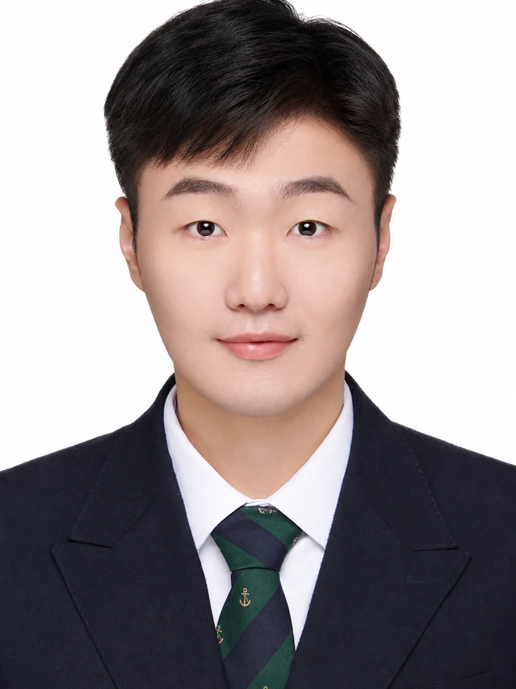 王泽潇 portrait